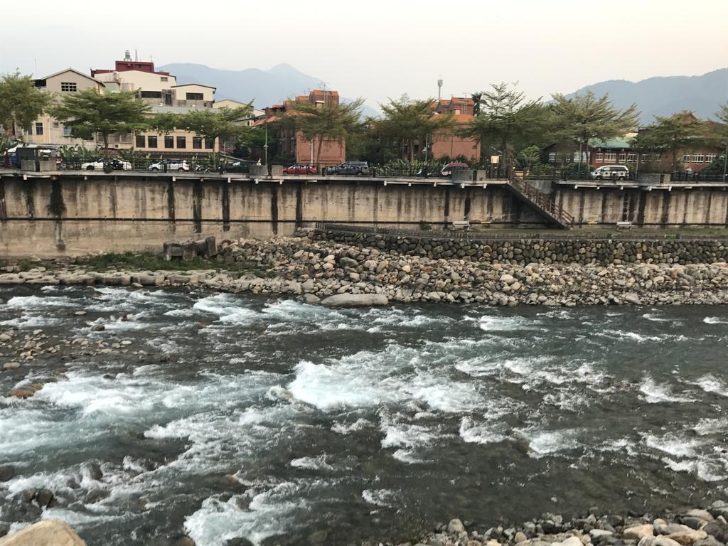 水里河堤咖啡民宿 Shuili Heti Coffee B&B Esterno foto